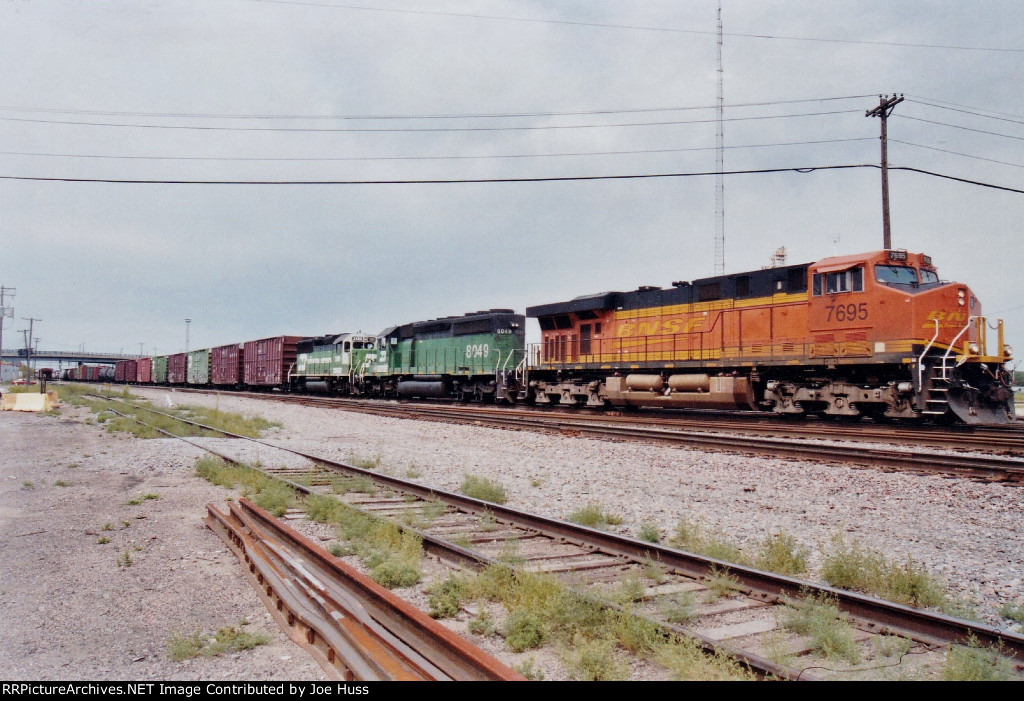 BNSF 7695 East